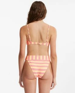Buy β¨ Billabong Sunchaser Kenzley Underwire π Bikini Top PINEAPPLE β€οΈ 18 Buy β¨ Billabong Sunchaser Kenzley Underwire π Bikini Top PINEAPPLE β€οΈ -Women's Swim Store abjx300553 billabongw pne bck1 1