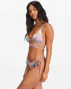 Cheap 🤩 Billabong 🌞 Summer Field Slide Tall Triangle 👙 Bikini Top BLISS BLUE 😉 16 Cheap 🤩 Billabong 🌞 Summer Field Slide Tall Triangle 👙 Bikini Top BLISS BLUE 😉 -Women's Swim Store abjx300588 billabongw bll0 sd1 1