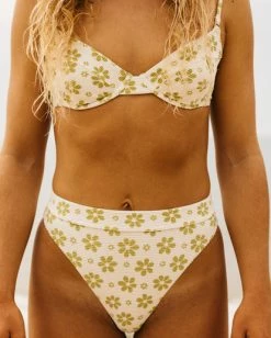 Deals ๐งจ Billabong Daisy Chain Morgan Underwire ๐ Bikini Top SALT CRYSTAL ๐คฉ 12 Deals ๐งจ Billabong Daisy Chain Morgan Underwire ๐ Bikini Top SALT CRYSTAL ๐คฉ -Women's Swim Store abjx300616 billabongl scs frt1 1