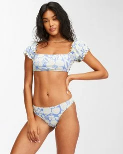 Deals ๐ Billabong Beyond The Blue Isla Low-Rise ๐ Bikini Bottoms SALT CRYSTAL ๐ 19 Deals ๐ Billabong Beyond The Blue Isla Low-Rise ๐ Bikini Bottoms SALT CRYSTAL ๐ -Women's Swim Store abjx400451 billabongw scs frt1 1
