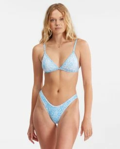 Deals ✨ Billabong Blissed Out Hike 👙 Bikini Bottoms BLISS BLUE 💯 11 Deals ✨ Billabong Blissed Out Hike 👙 Bikini Bottoms BLISS BLUE 💯 -Women's Swim Store abjx400514 billabongw bll0 frt1 1